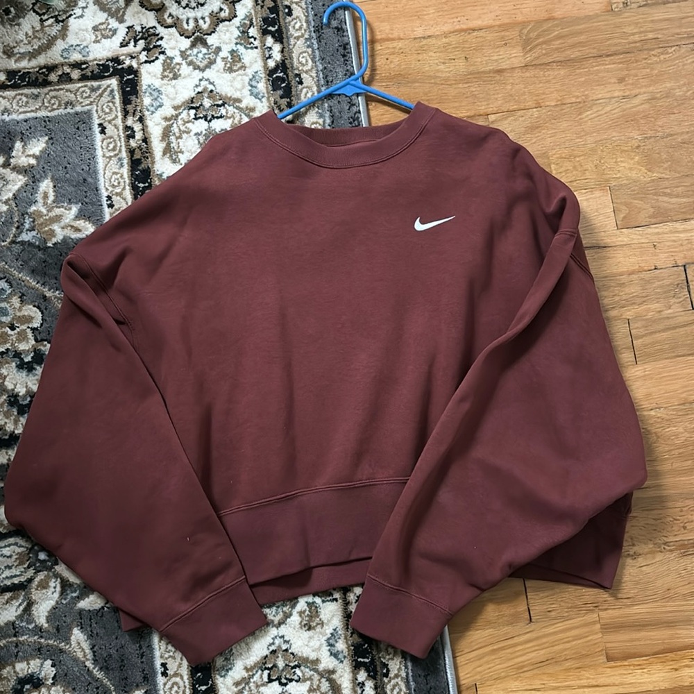 Nike cropped sweatshirt